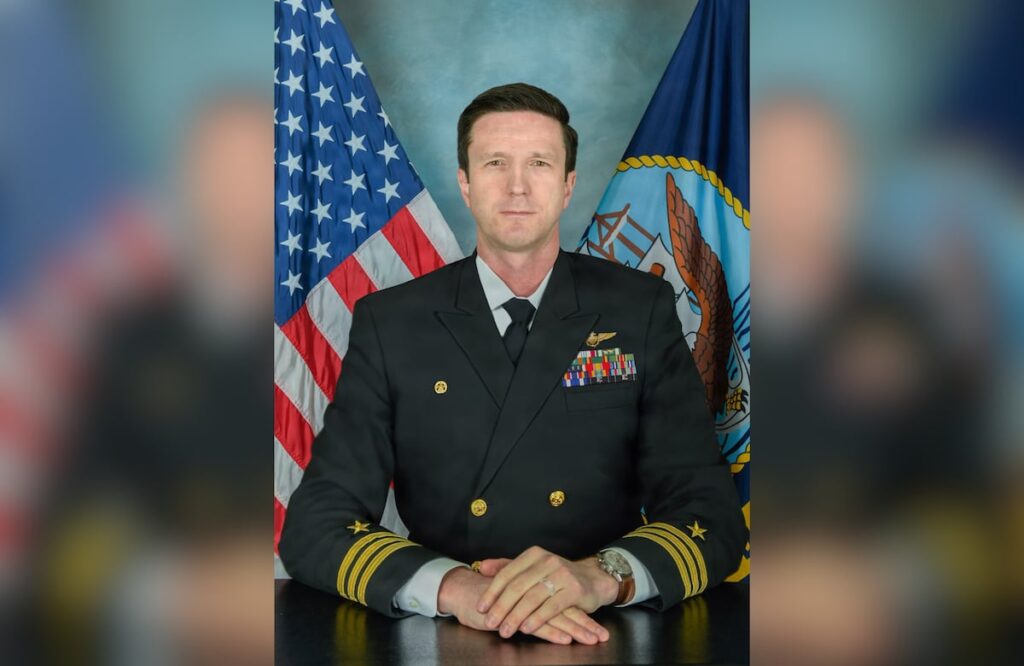 Squadron commanding officer identified as Navy aviator killed in downed helicopter
