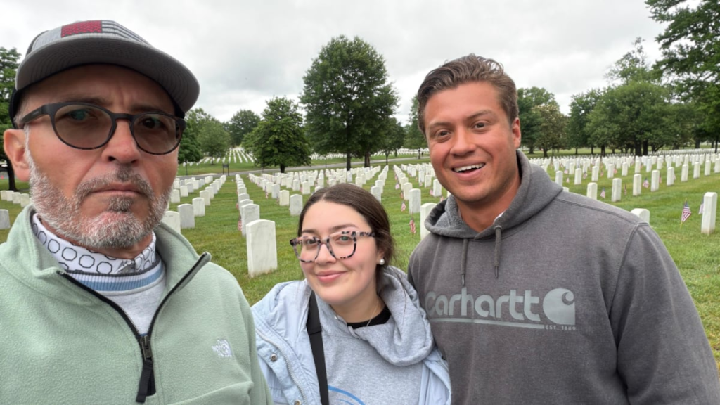 Soldier hit by stray bullet near White House seeks million from Secret Service Soldier hit by stray bullet near White House seeks million from Secret Service