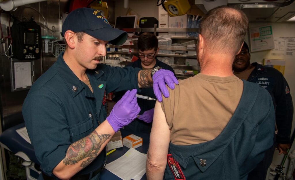 Navy announces new flu vaccination requirements for sailors Navy announces new flu vaccination requirements for sailors